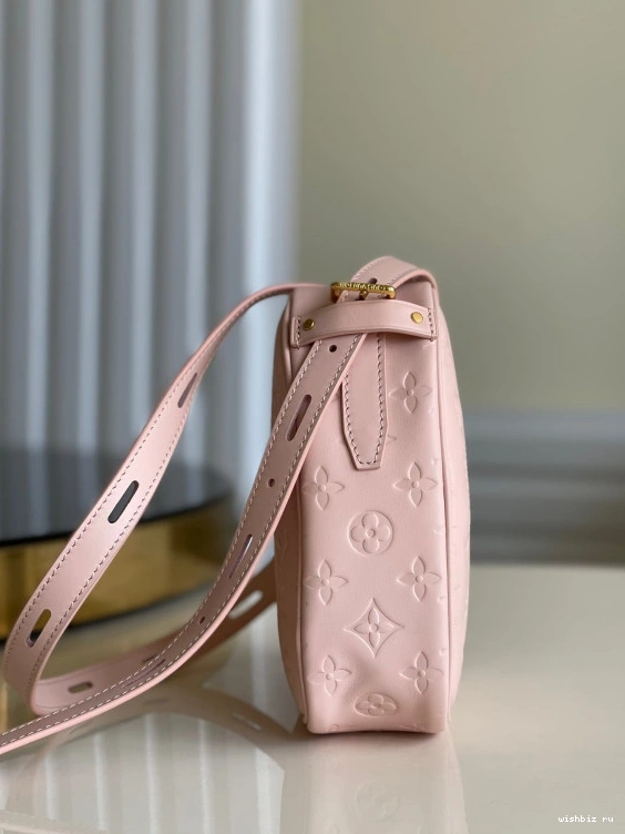 WIS LIMITED EDITION SAC - VUITTON LOUIS CŒUR 0727
